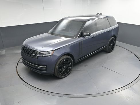 Certified 2024 Land Rover Range Rover Long Wheelbase SE image 31