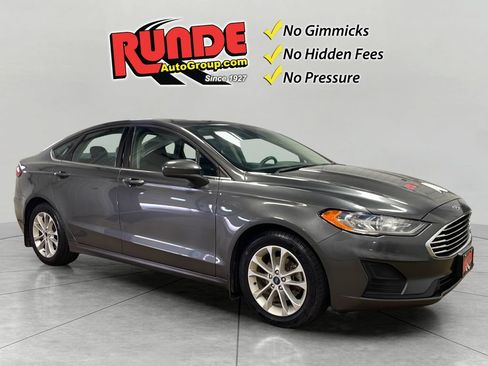 Used 2020 Ford Fusion SE FWD image 8