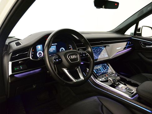 Used 2022 Audi Q7 Premium Plus w/ Premium Plus Package image 3