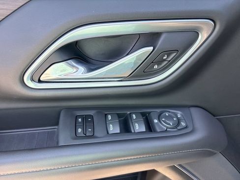 Used 2021 Chevrolet Tahoe LT AWD/4WD image 13
