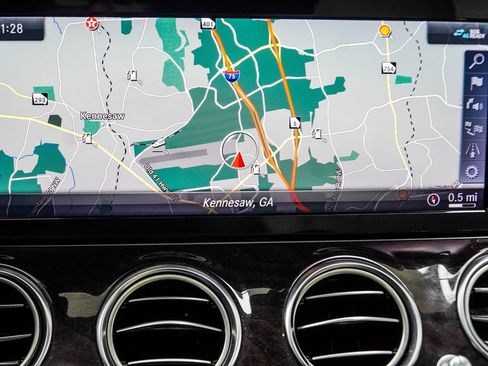 Used 2019 Mercedes-Benz E 450 4MATIC Wagon image 29