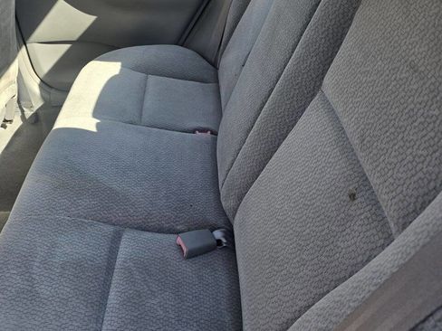 Used 2003 Toyota Corolla LE FWD image 18