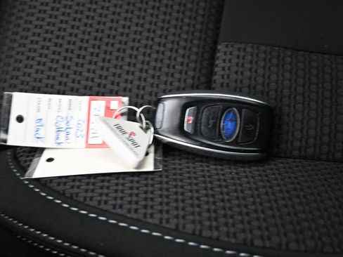 Used 2023 Subaru Outback Premium AWD/4WD image 28