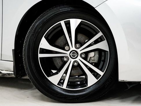 Used 2020 Nissan Sentra SV w/ Electronics Package image 6