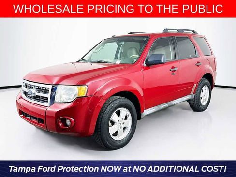 Used 2011 Ford Escape XLT image 1