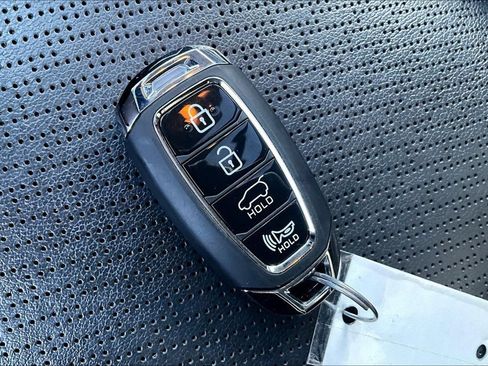 Used 2021 Hyundai Kona Ultimate w/ Cargo Package AWD/4WD image 10