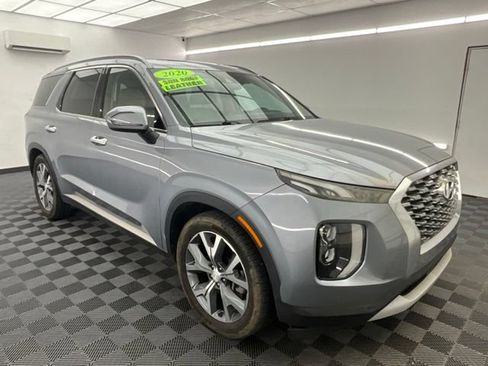 Used 2020 Hyundai Palisade SEL w/ Premium Package FWD image 3