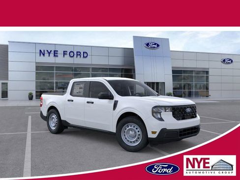 New 2025 Ford Maverick XL image 1