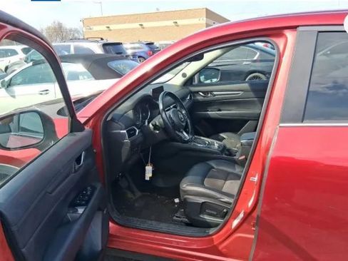 Used 2018 MAZDA CX-5 Touring w/ Preferred Equipment Package image 2