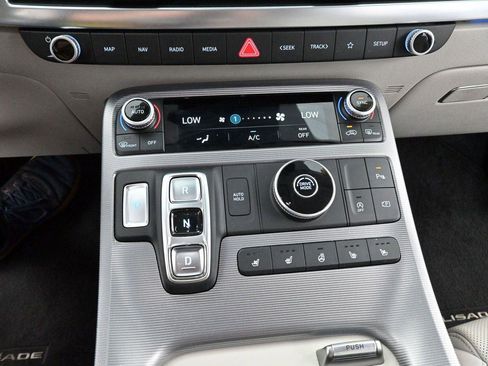 Used 2024 Hyundai Palisade Calligraphy FWD image 27