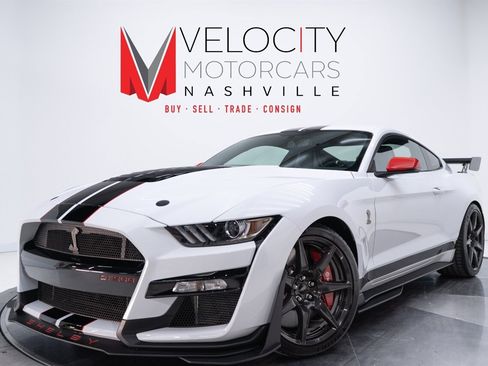 Used 2022 Ford Mustang Shelby GT500 w/ Carbon Fiber Track Pack image 1