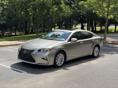 Used 2017 Lexus ES 350 w/ Premium Package