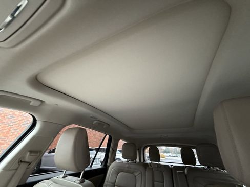 Certified 2023 Lincoln Aviator Reserve w/ Elements Package Plus image 16