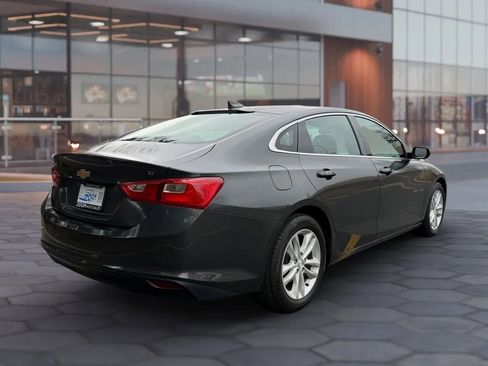 Used 2016 Chevrolet Malibu LT FWD image 10