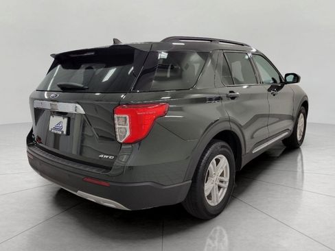 Used 2024 Ford Explorer XLT w/ Equipment Group 202A AWD/4WD image 20