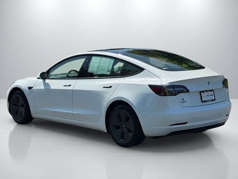 Used 2023 Tesla Model 3 Standard Range RWD image 7