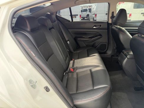 Used 2023 Nissan Altima 2.5 SR image 38