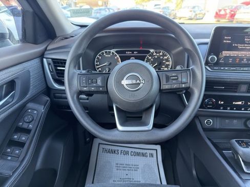 Certified 2023 Nissan Rogue SV image 28