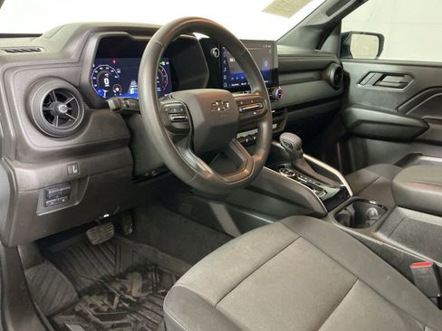 Used 2024 Chevrolet Colorado Trail Boss w/ Technology Package AWD/4WD image 20