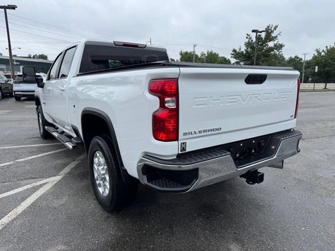 Used 2025 Chevrolet Silverado 3500 LT AWD/4WD image 4