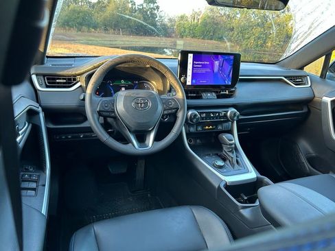 Used 2024 Toyota RAV4 XSE w/ Weather Package image 12