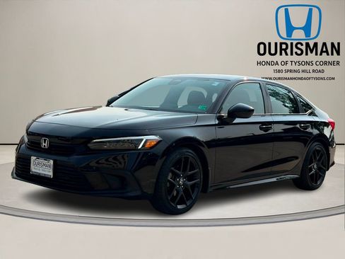 Used 2023 Honda Civic Sport image 2