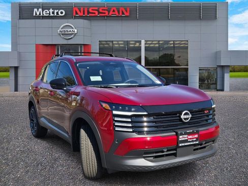 New 2026 Nissan Kicks SR image 1