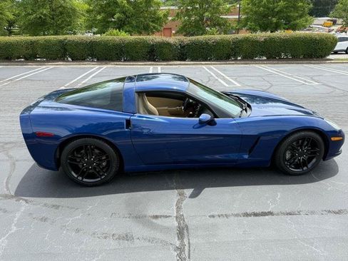 Used 2005 Chevrolet Corvette Coupe w/ Preferred Equipment Group RWD image 13