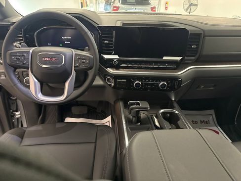 New 2026 GMC Sierra 1500 SLT w/ SLT Premium Plus Package AWD/4WD image 13