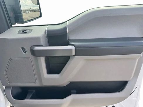 Used 2020 Ford F150 XLT w/ Trailer Tow Package image 24