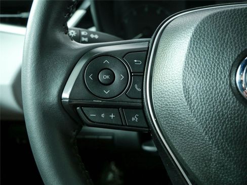 Used 2025 Toyota Corolla SE FWD image 11