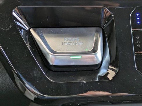 Used 2025 GMC Sierra 3500 AT4 image 30