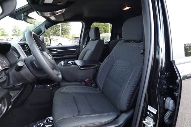 Used 2025 RAM 1500 Big Horn RWD image 24