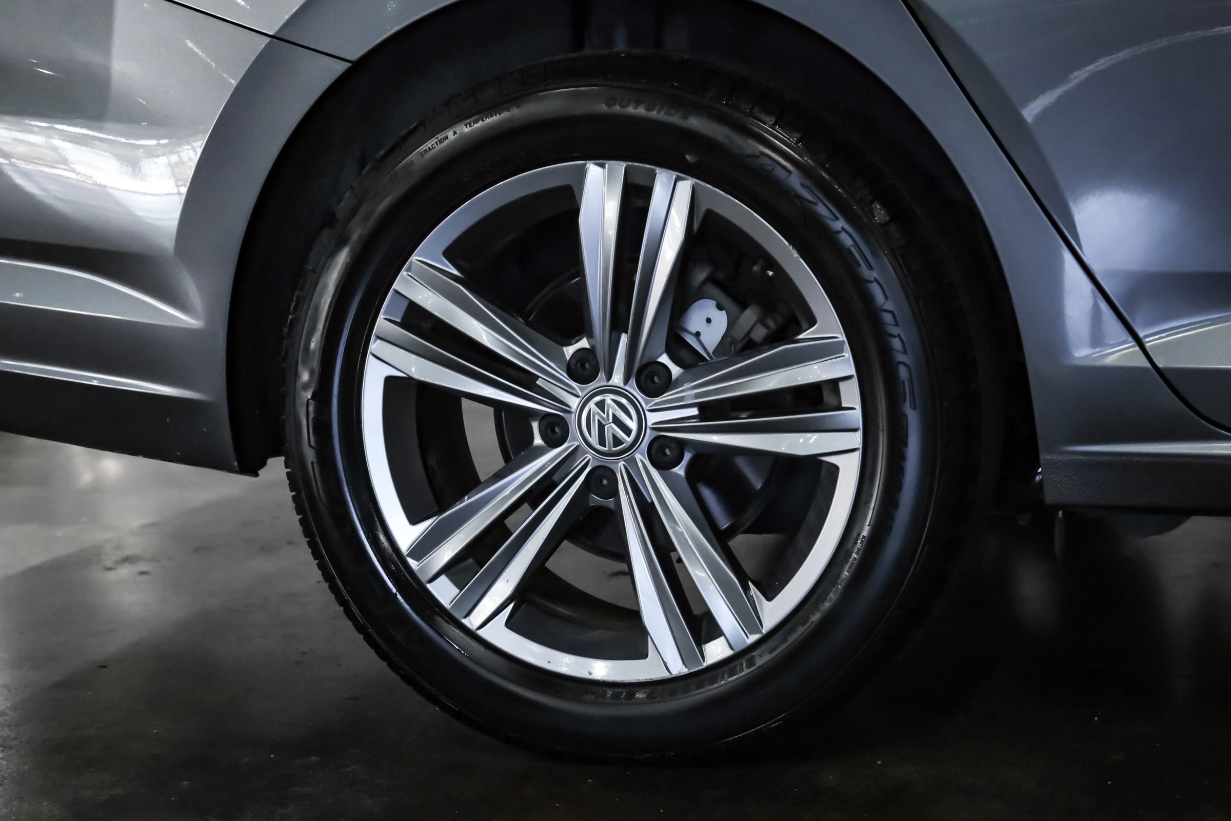 Used 2019 Volkswagen Jetta R-Line FWD image 49