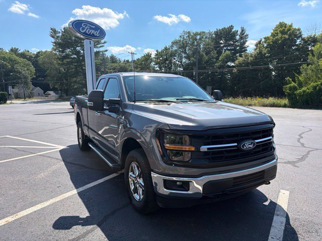 Used 2025 Ford F150 XLT w/ Equipment Group 301A Standard AWD/4WD image 7