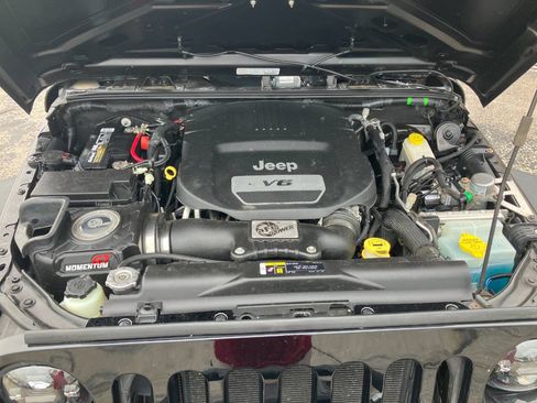 Used 2017 Jeep Wrangler Unlimited Sport AWD/4WD image 24