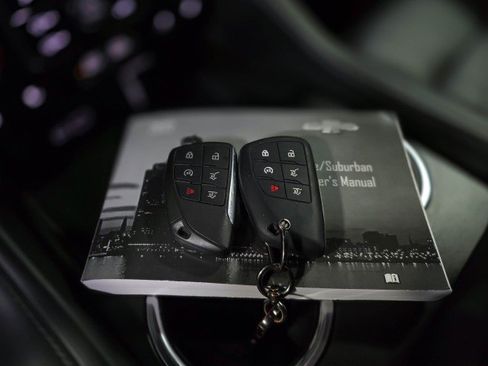 Used 2022 Chevrolet Suburban Z71 w/ Max Trailering Package image 45