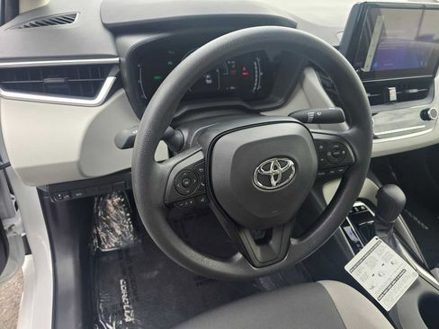 Used 2026 Toyota Corolla LE w/ LE Premium Package image 24