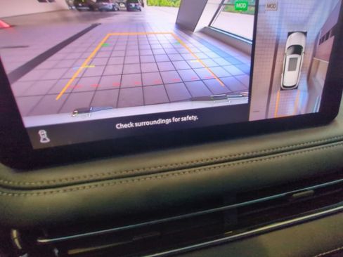 Used 2025 INFINITI QX60 Sensory w/ Vision Package AWD/4WD image 11