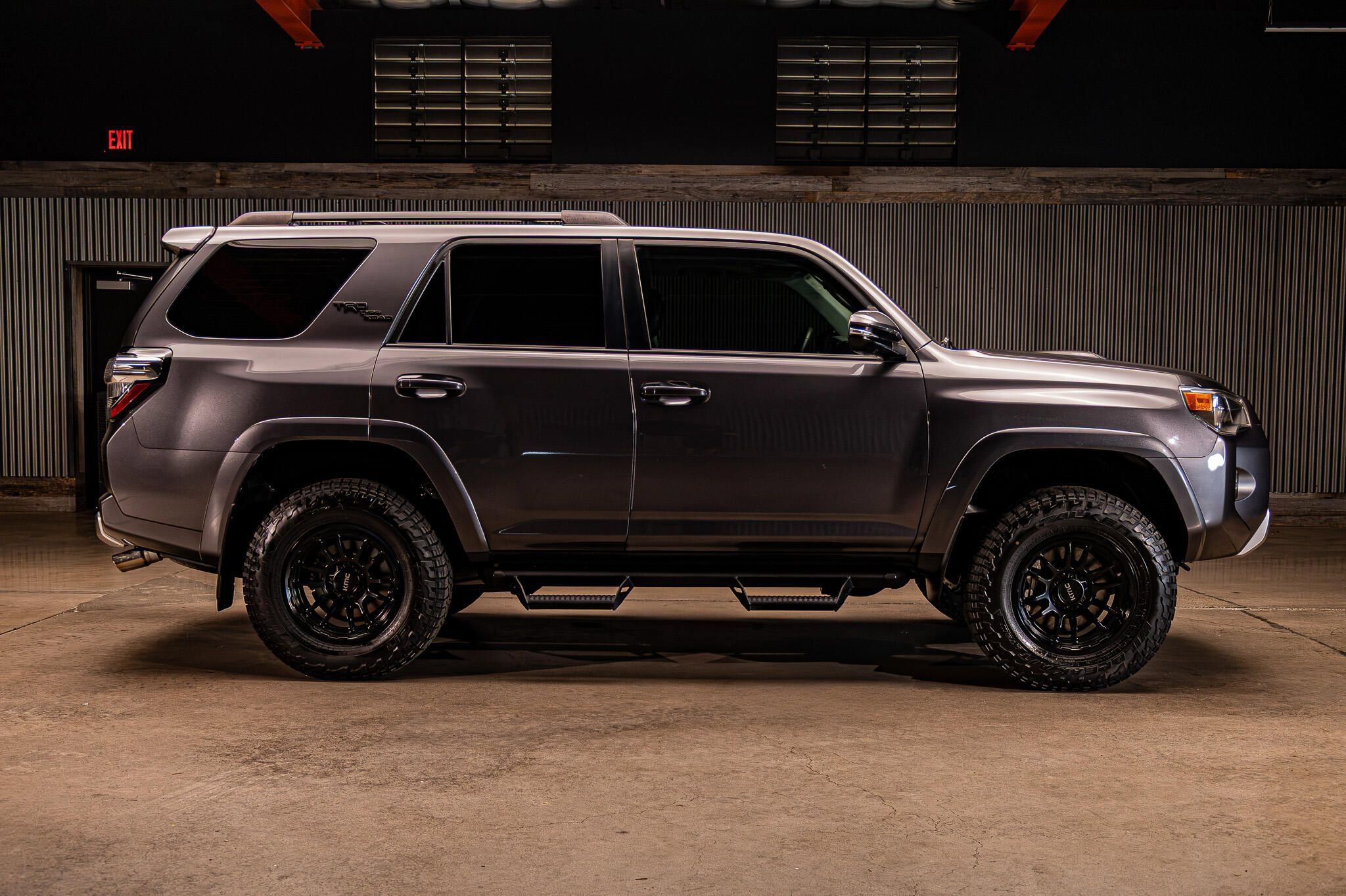 Used 2022 Toyota 4Runner TRD Off-Road Premium AWD/4WD image 10