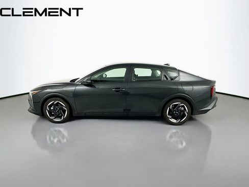 Used 2025 Kia K4 EX image 4