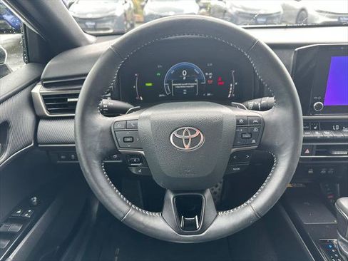 Certified 2025 Toyota Camry SE w/ Convenience Package AWD/4WD image 19
