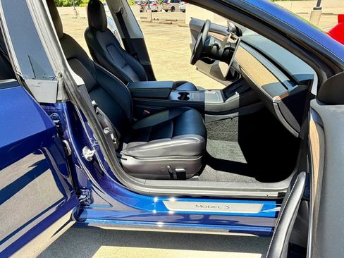 Used 2022 Tesla Model 3 RWD image 23