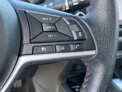 Certified 2022 Nissan Kicks SR image 30