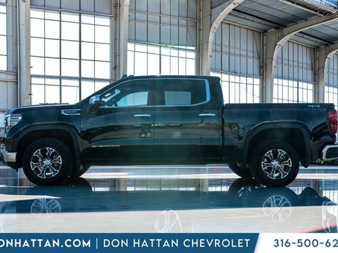 Used 2025 GMC Sierra 1500 SLT AWD/4WD image 2