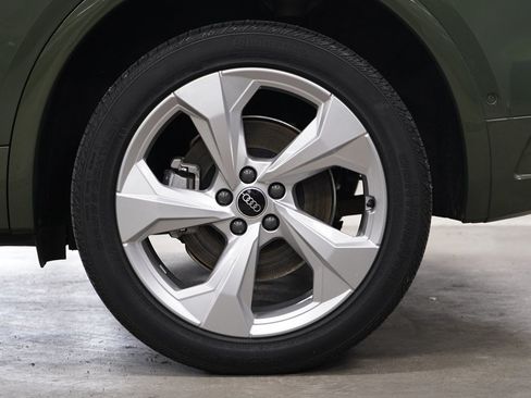Used 2023 Audi Q5 2.0T Prestige w/ Prestige Package AWD/4WD image 38
