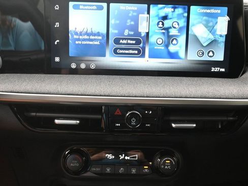 New 2026 Nissan Kicks SV image 16