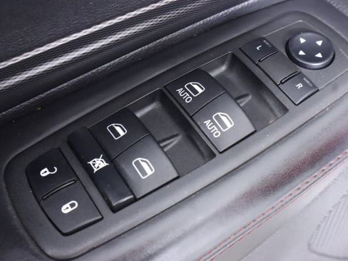 Used 2022 Dodge Durango R/T w/ Trailer Tow Group IV AWD/4WD image 32