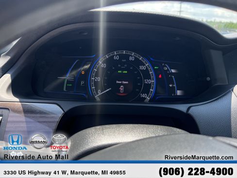 Used 2017 Honda Accord Touring image 16