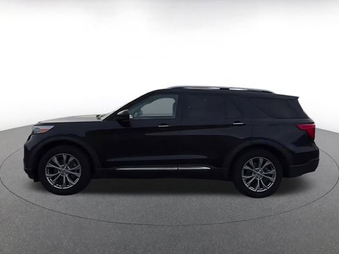 Used 2023 Ford Explorer Limited image 9
